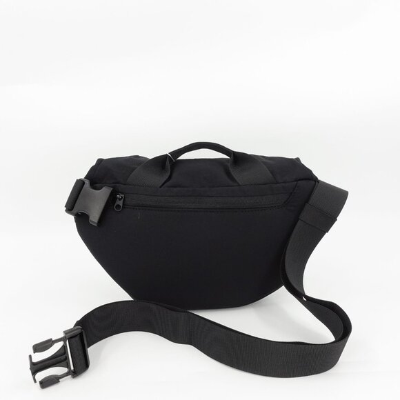Lululemon Curved Crossbody 3L Black OS - Picture 7 of 16
